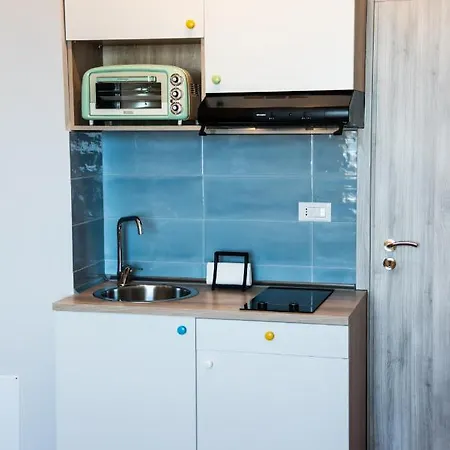 12th Floor * Νάπολη